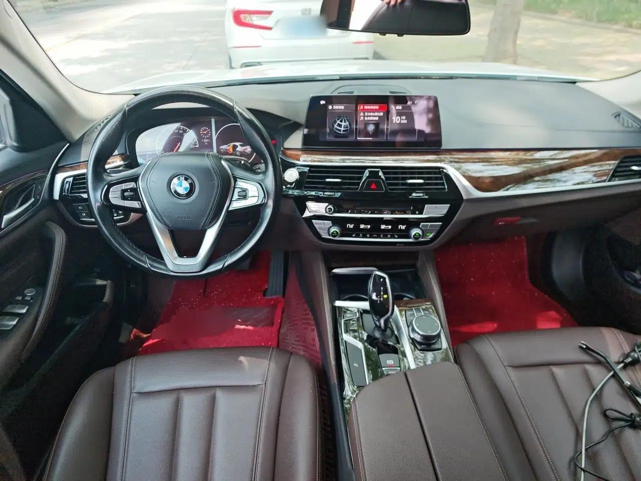 BMW 5 Series 2019 525Li Luxury Package — миниатюра 9