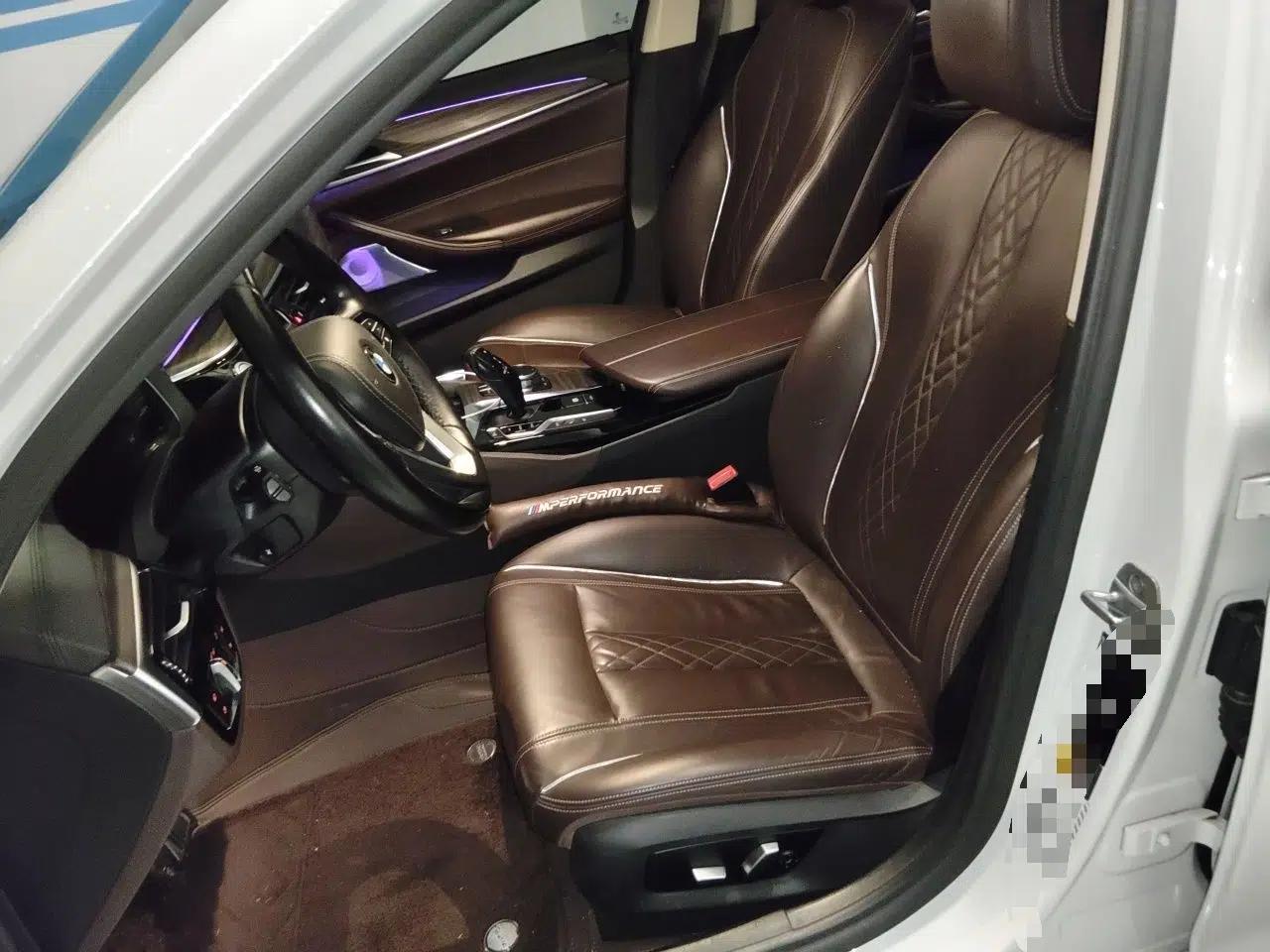 BMW 5 Series New Energy 2019 530Le Luxury Package — миниатюра 15