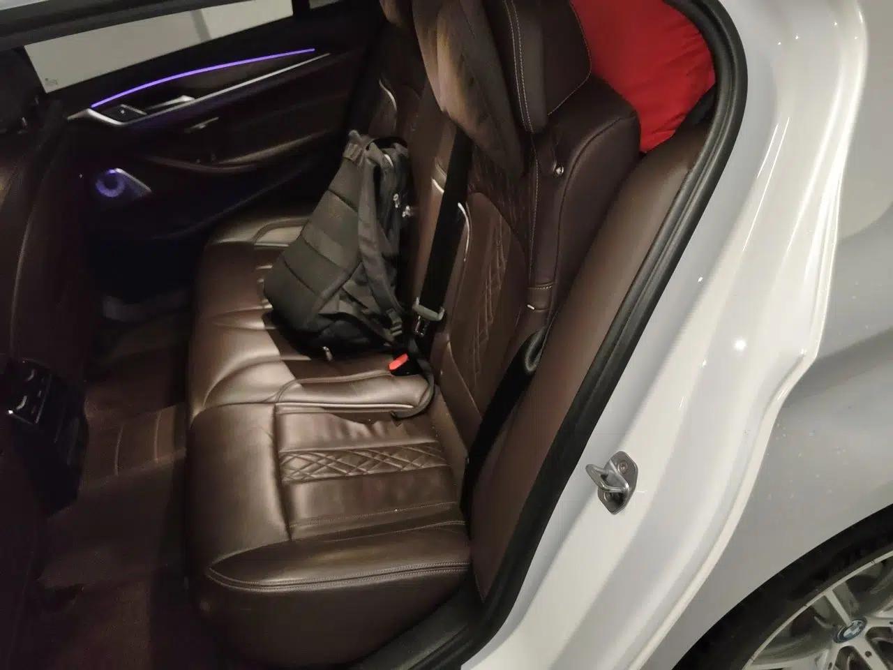 BMW 5 Series New Energy 2019 530Le Luxury Package — миниатюра 17