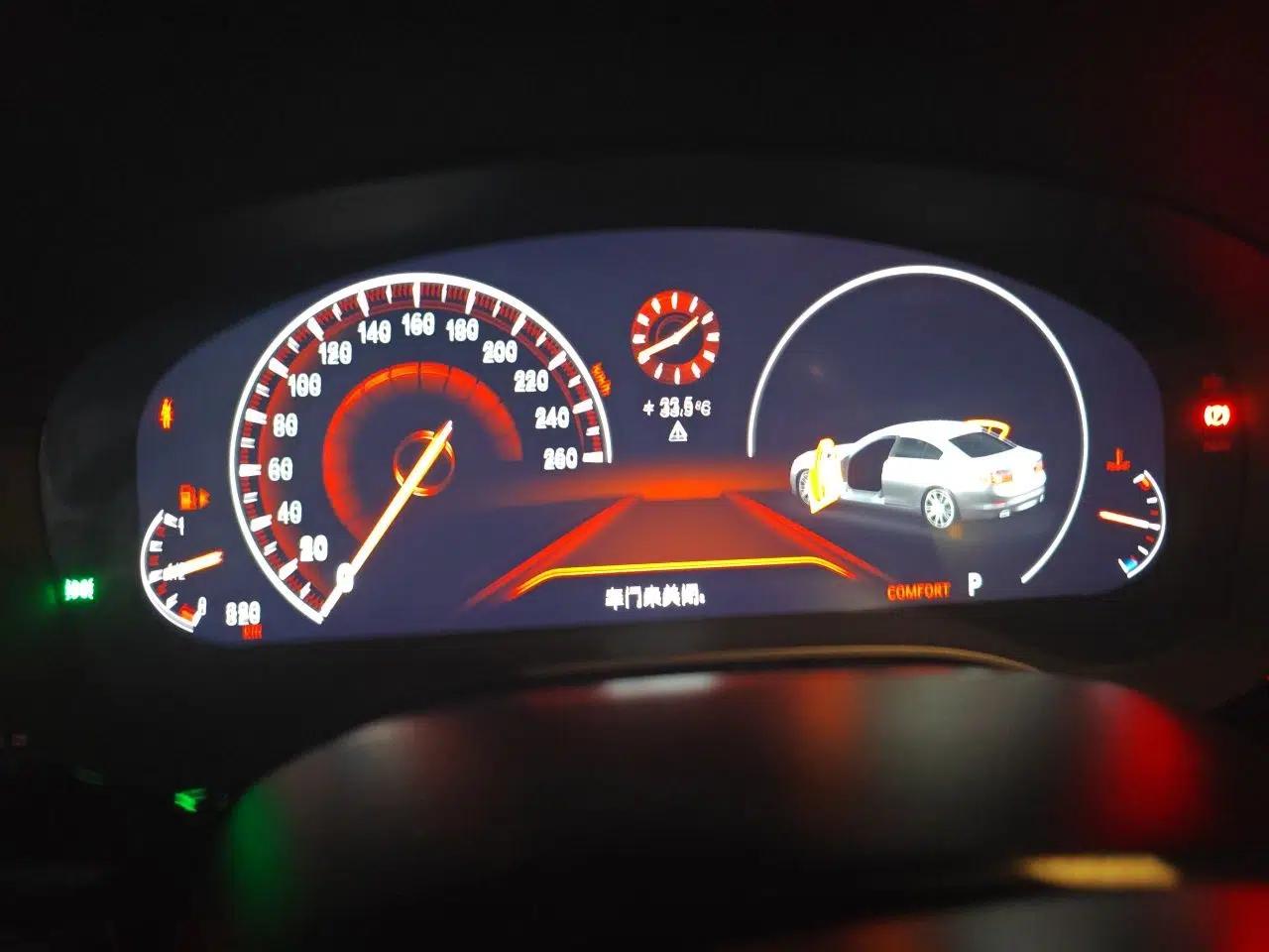 BMW 5 Series 2019 Facelifted 530Li Leading Edition M Sport Package — миниатюра 11
