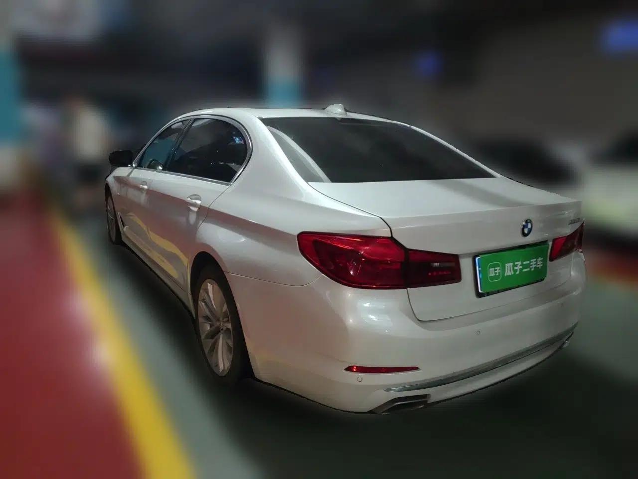 BMW 5 Series 2018 530Li Leading Edition Luxury Package — миниатюра 4