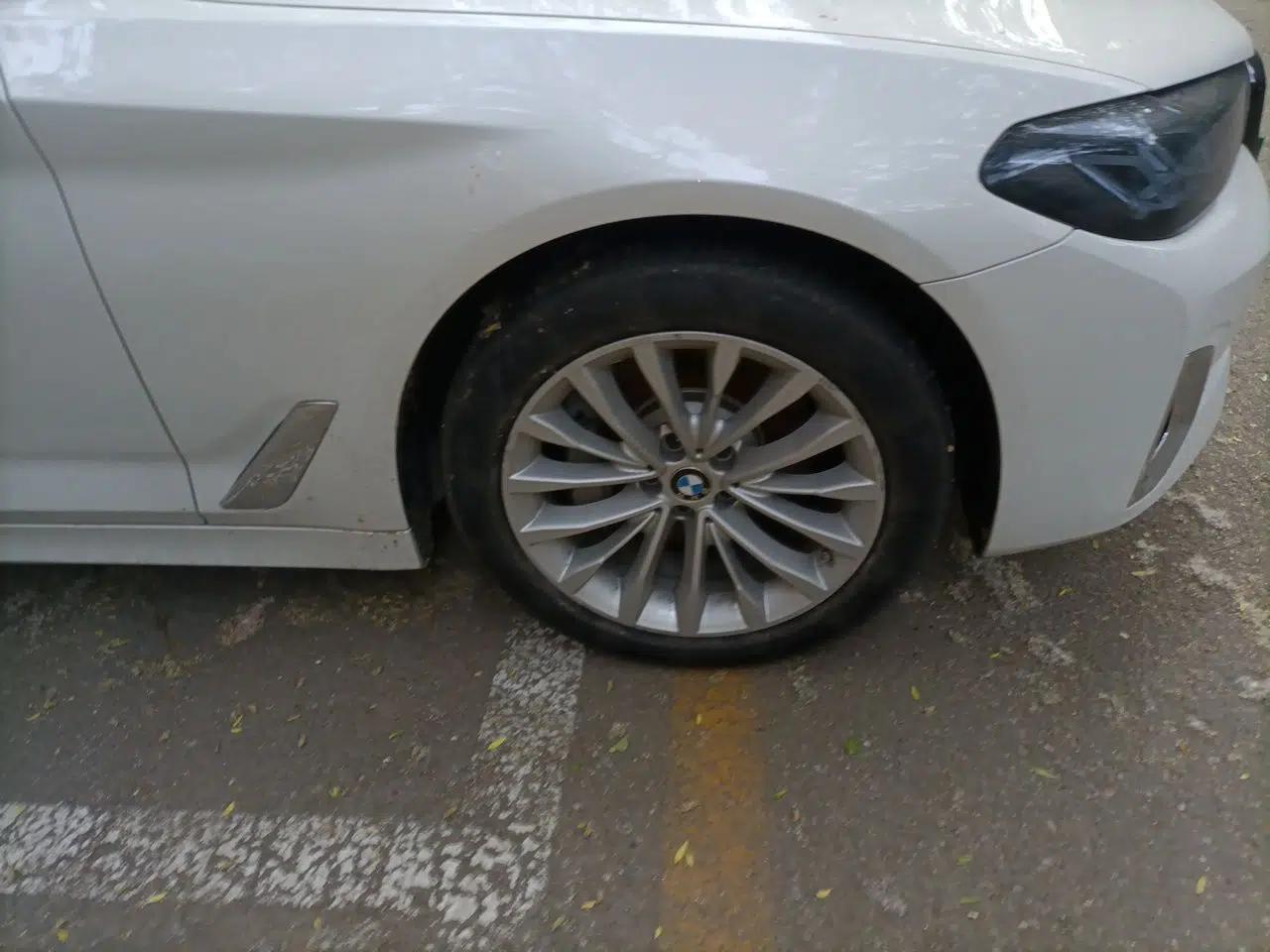 BMW 5 Series New Energy 2021 Updated 535Le Luxury Package — миниатюра 8