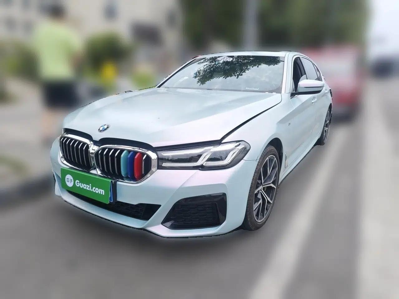BMW 5 Series 2022 Restyled 530Li Luxury Edition M Sport Package — миниатюра 1