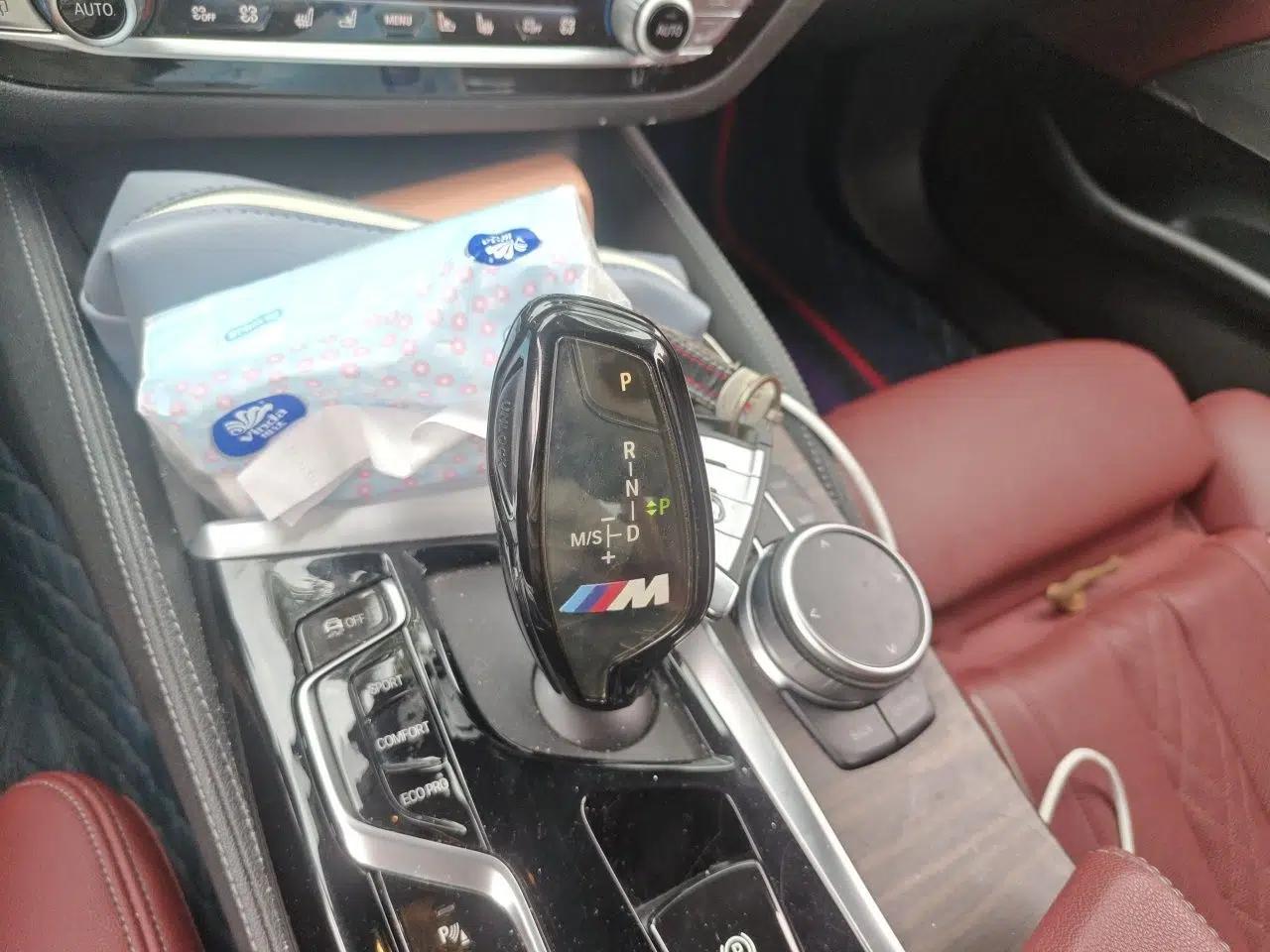 BMW 5 Series 2022 Restyled 530Li Luxury Edition M Sport Package — миниатюра 13