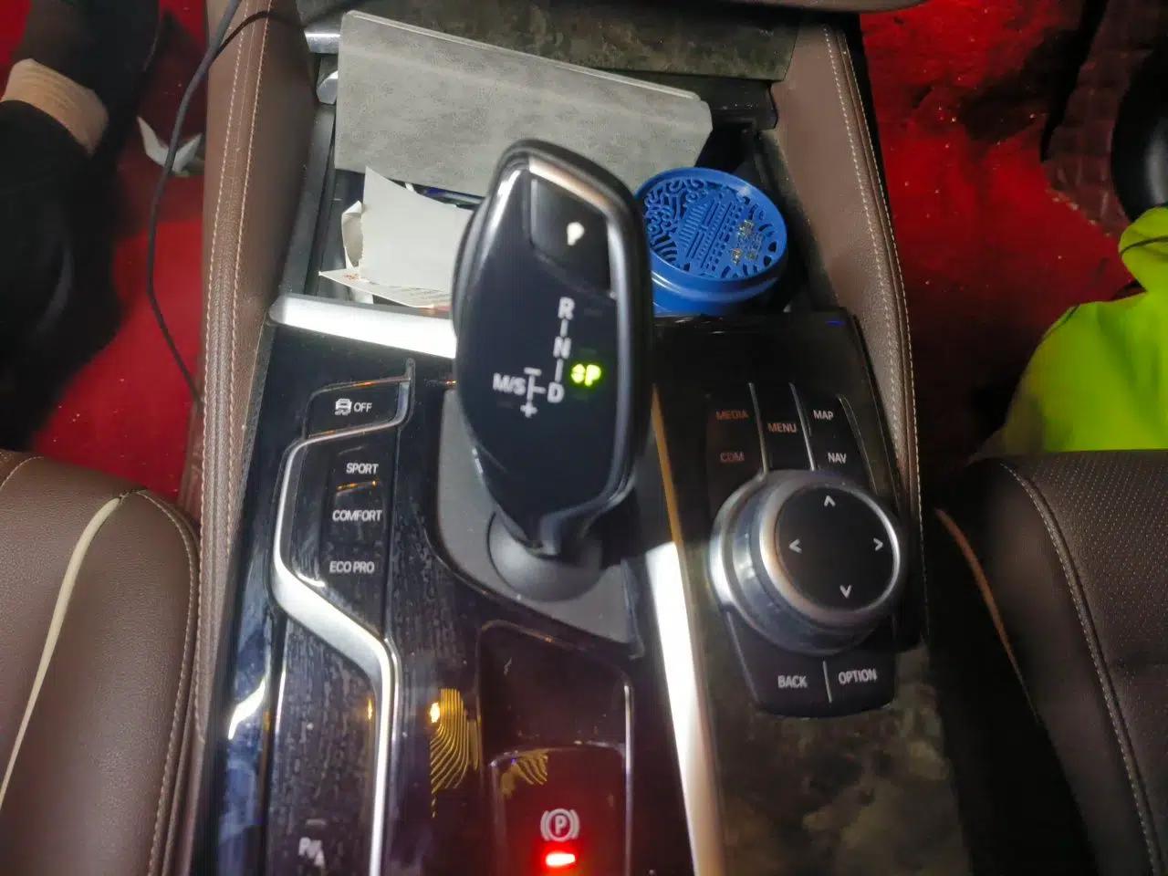 BMW 5 Series 2022 530Li Leading Model M Sport Package — миниатюра 14