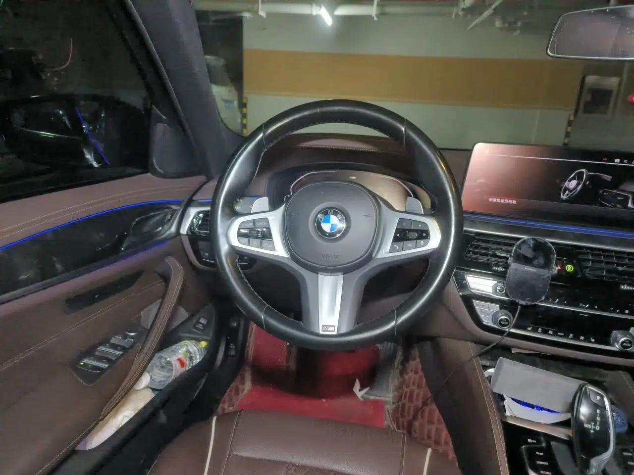 BMW 5 Series 2022 530Li Leading Model M Sport Package — миниатюра 10