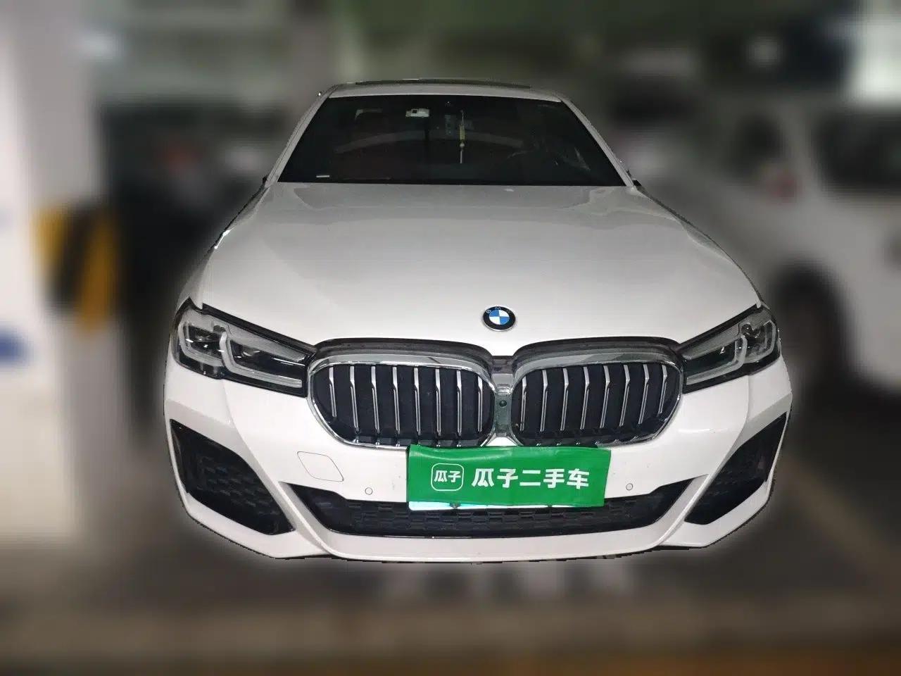 BMW 5 Series 2022 Second Facelift 530Li Luxury Version M Sport Package — миниатюра 2