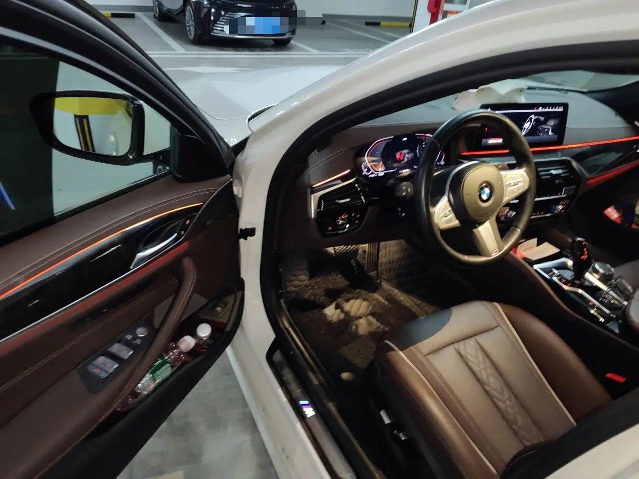 BMW 5 Series 2022 Restyled 525Li M Sport Package — миниатюра 16