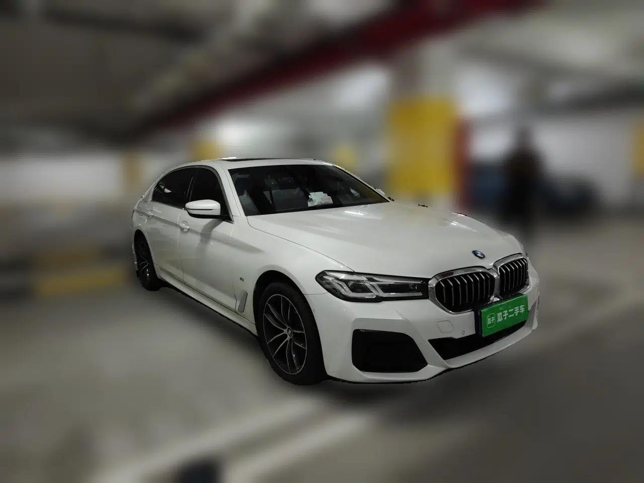 BMW 5 Series 2022 Restyled 525Li M Sport Package — миниатюра 3