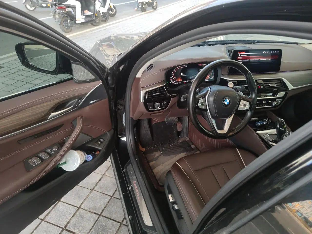 BMW 5 Series 2022 530Li Leading Luxury Package — миниатюра 16
