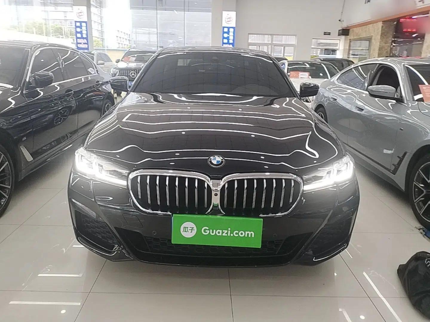 BMW 5 Series 2022 Second Facelift 530Li Luxury Version M Sport Package — миниатюра 2