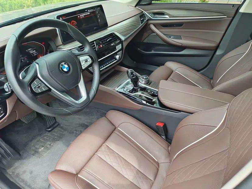 BMW 5 Series 2022 Updated 530Li Luxury Edition Premium Package — миниатюра 12