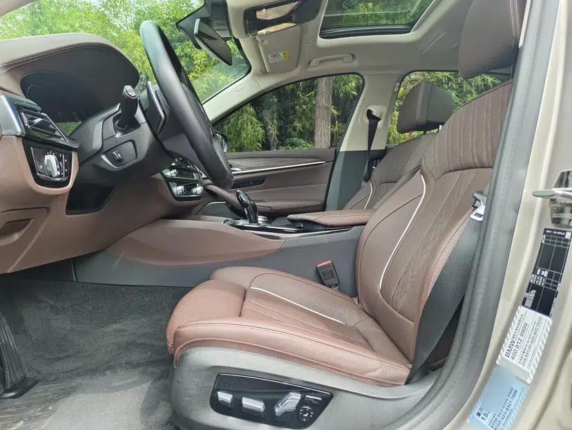 BMW 5 Series 2022 Updated 530Li Luxury Edition Premium Package — миниатюра 13