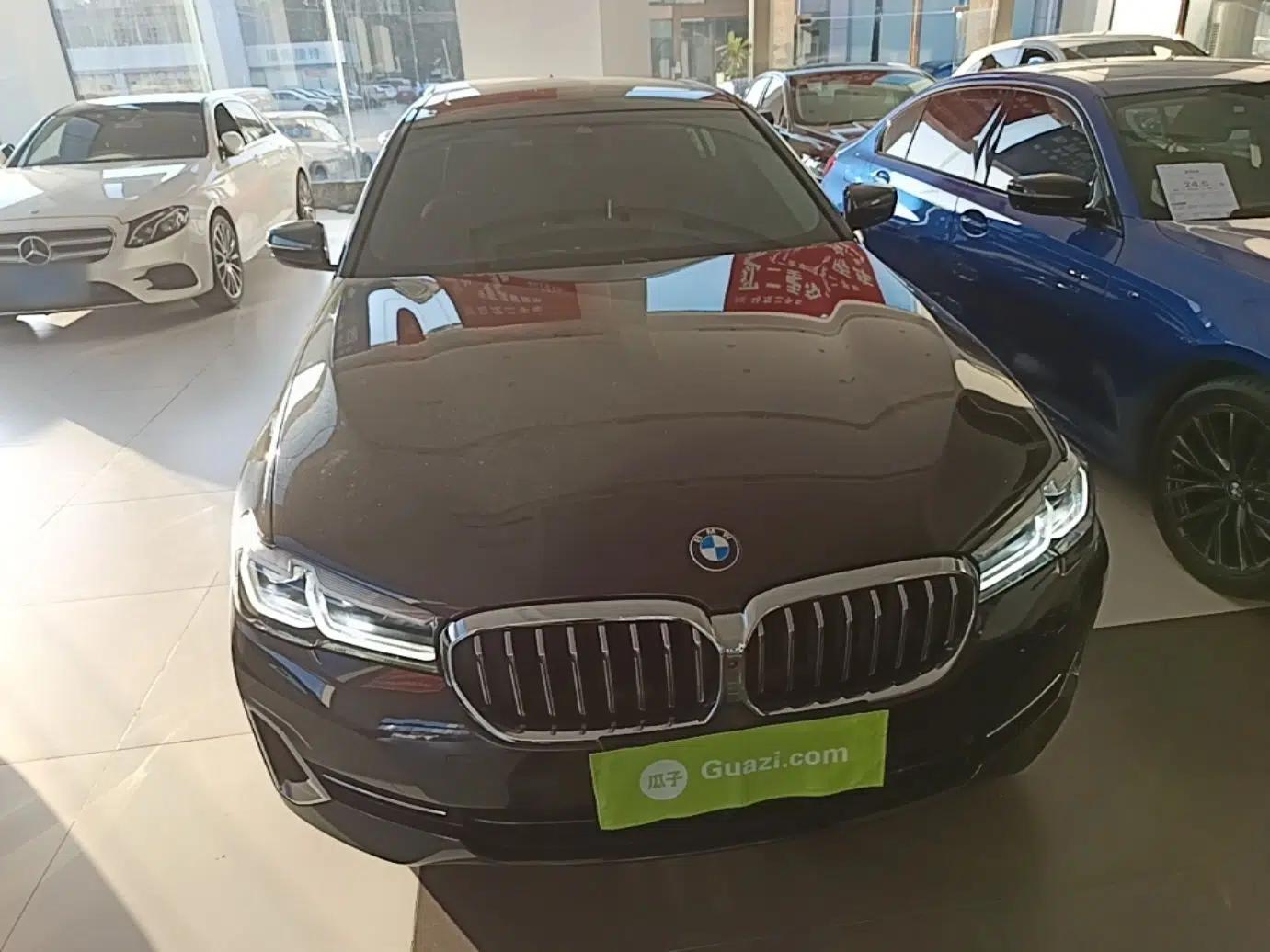 BMW 5 Series 2022 Updated 530Li Luxury Edition Premium Package — миниатюра 2