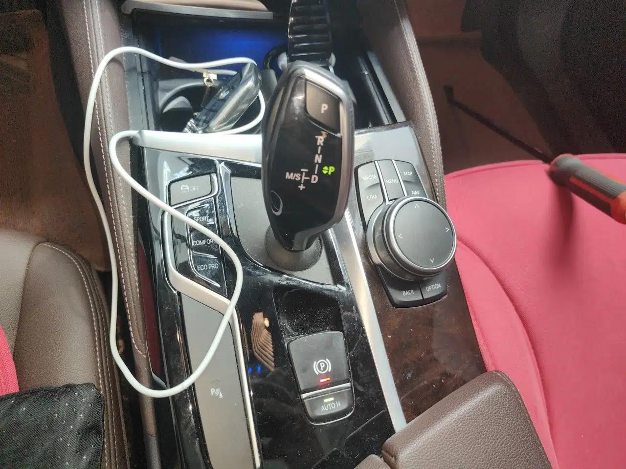 BMW 5 Series 2020 525Li Luxury Package — миниатюра 14