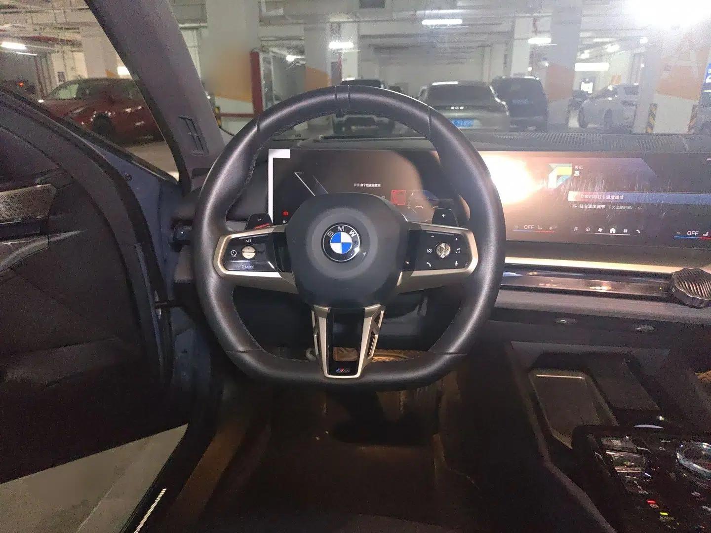 BMW 5 Series 2024 530Li Luxury Edition M Sport Package — миниатюра 10