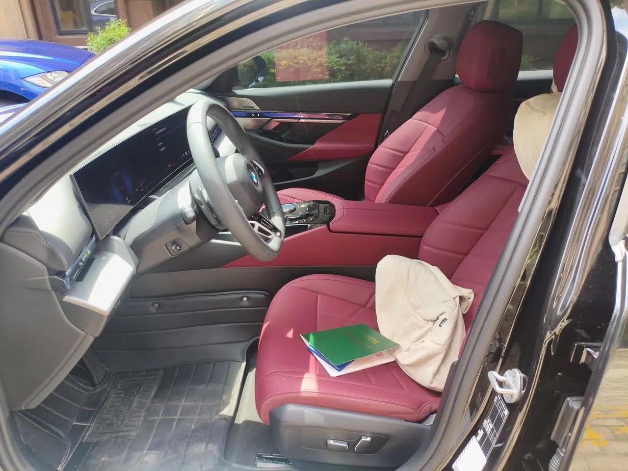 BMW 5 Series 2026 530Li Leading M Sport Package — миниатюра 15