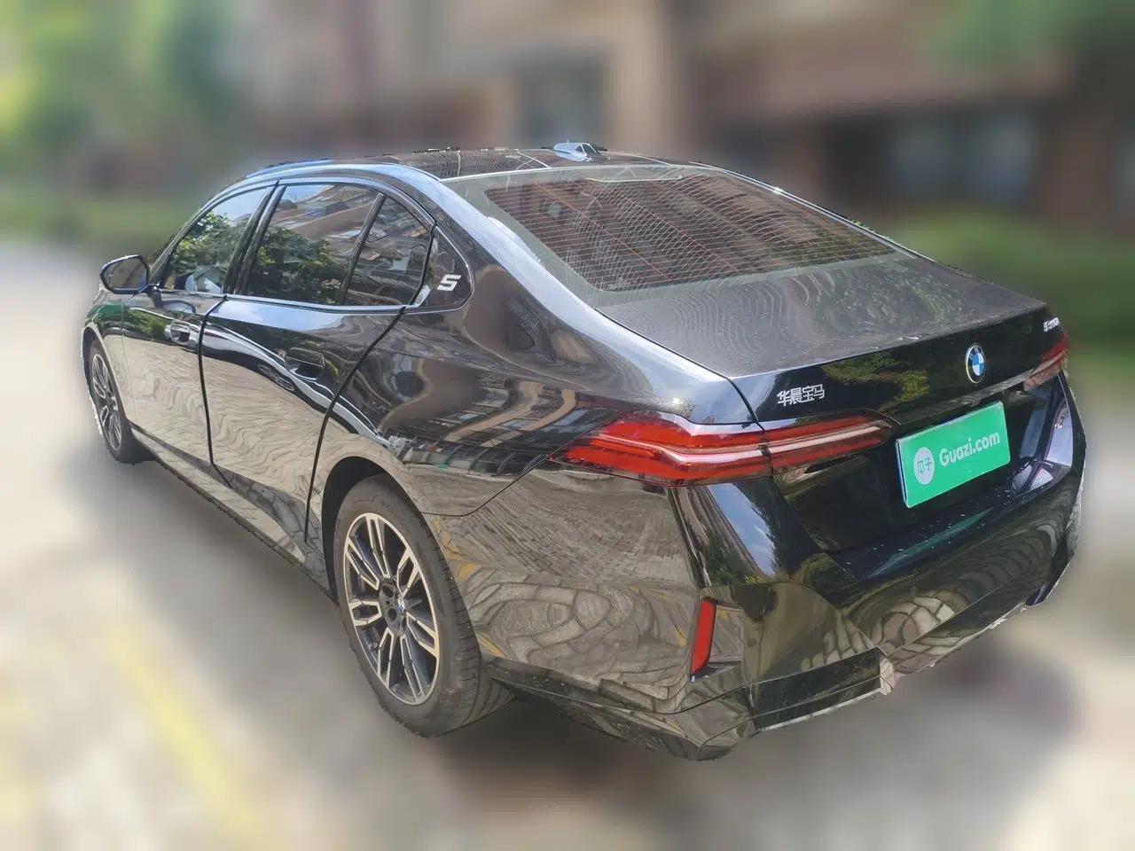 BMW 5 Series 2026 530Li Leading M Sport Package — миниатюра 4
