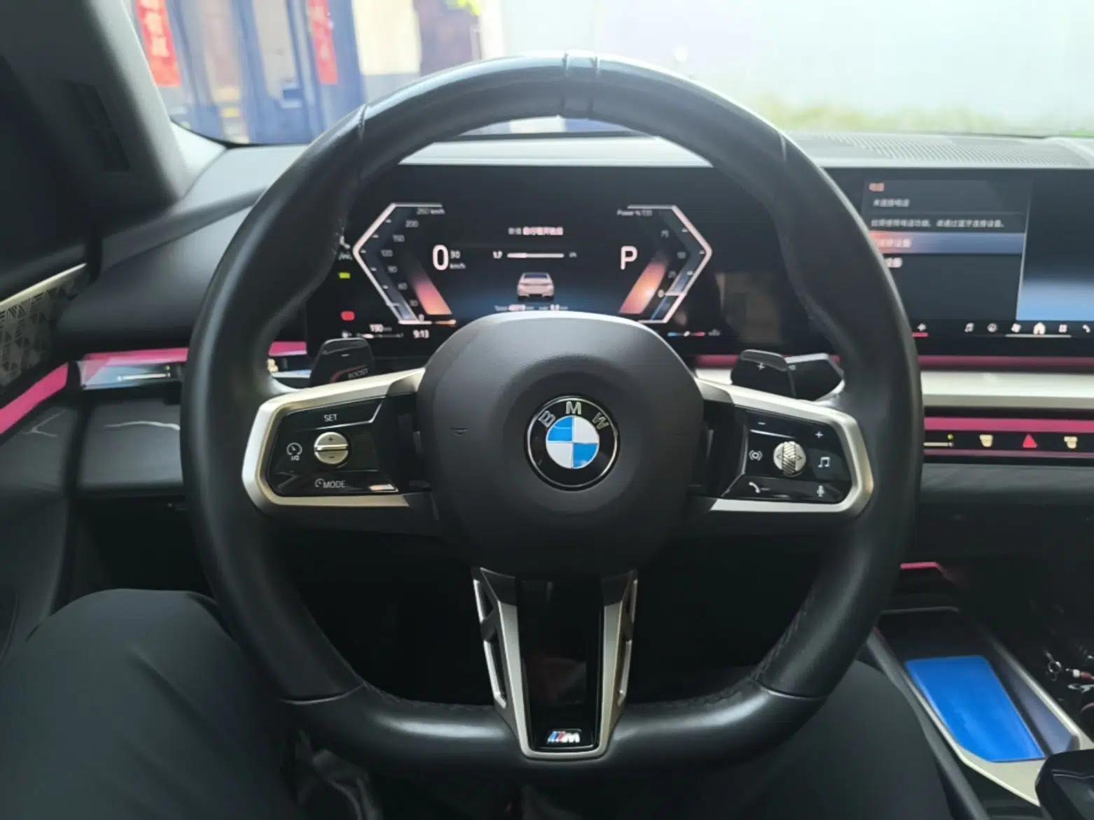 BMW 5 Series 2024 530Li Luxury Edition M Sport Package — миниатюра 13