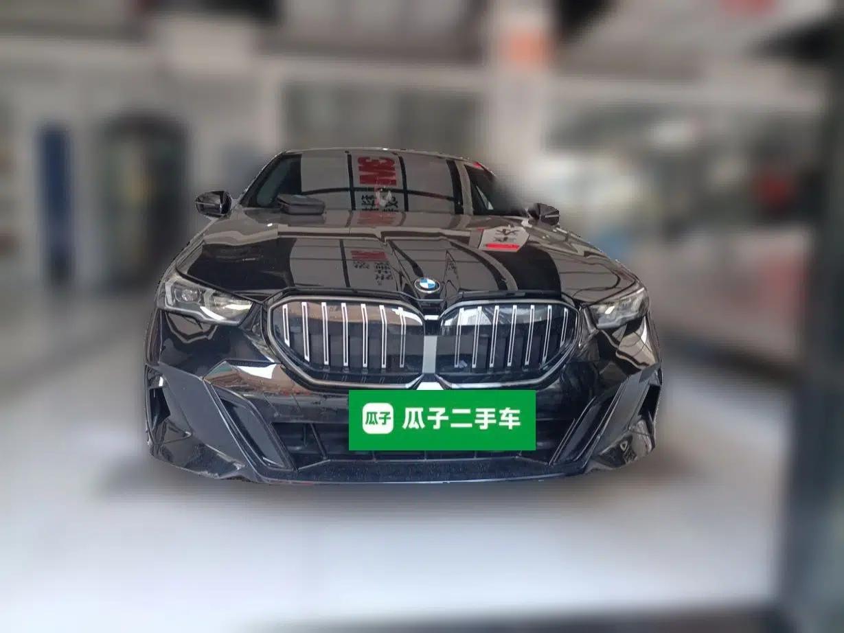 BMW 5 Series 2024 530Li Leading Model M Sport Package — миниатюра 2