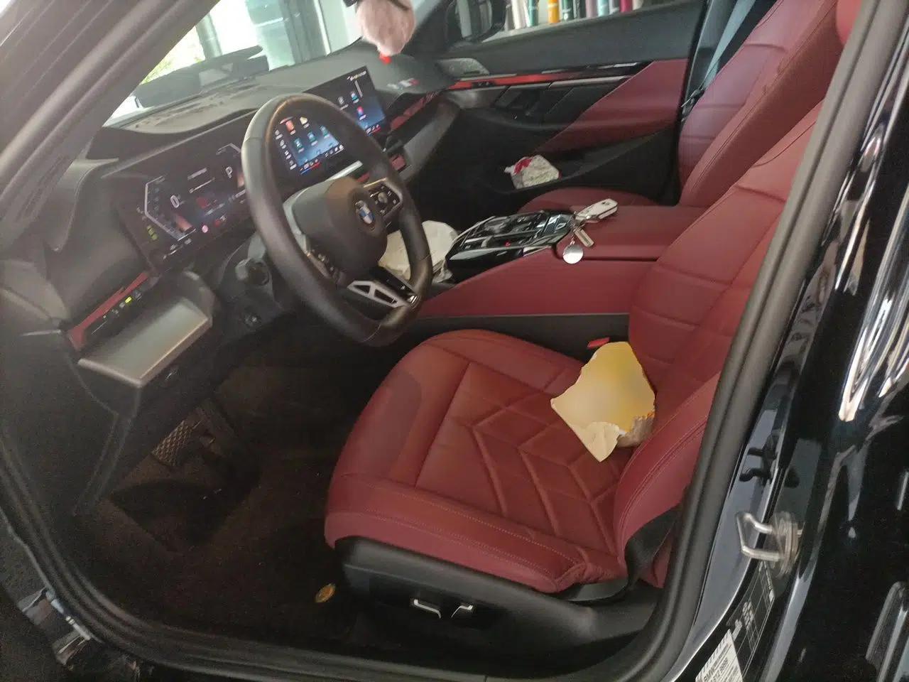 BMW 5 Series 2024 530Li Leading Model M Sport Package — миниатюра 15