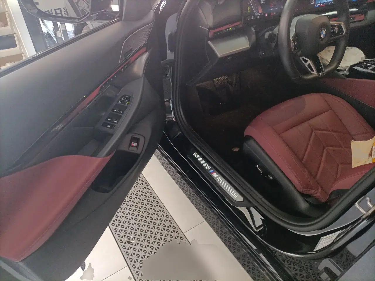 BMW 5 Series 2024 530Li Leading Model M Sport Package — миниатюра 16