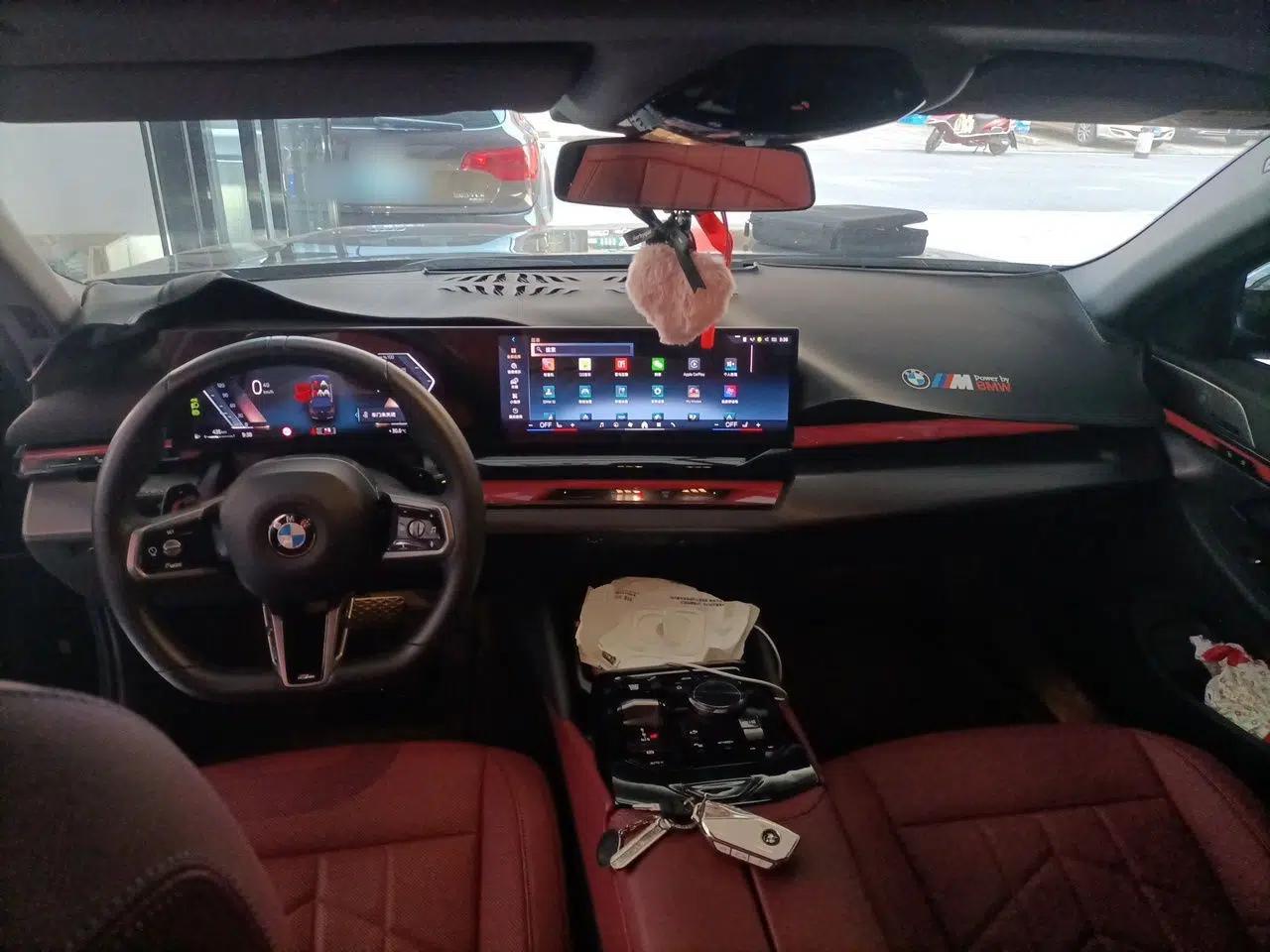 BMW 5 Series 2024 530Li Leading Model M Sport Package — миниатюра 9