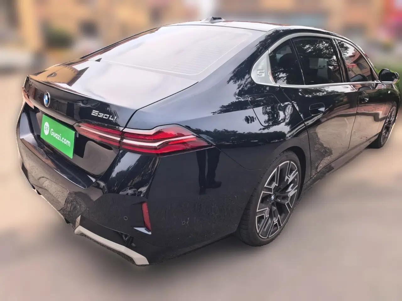 BMW 5 Series 2024 530Li Luxury Edition M Sport Package — миниатюра 6