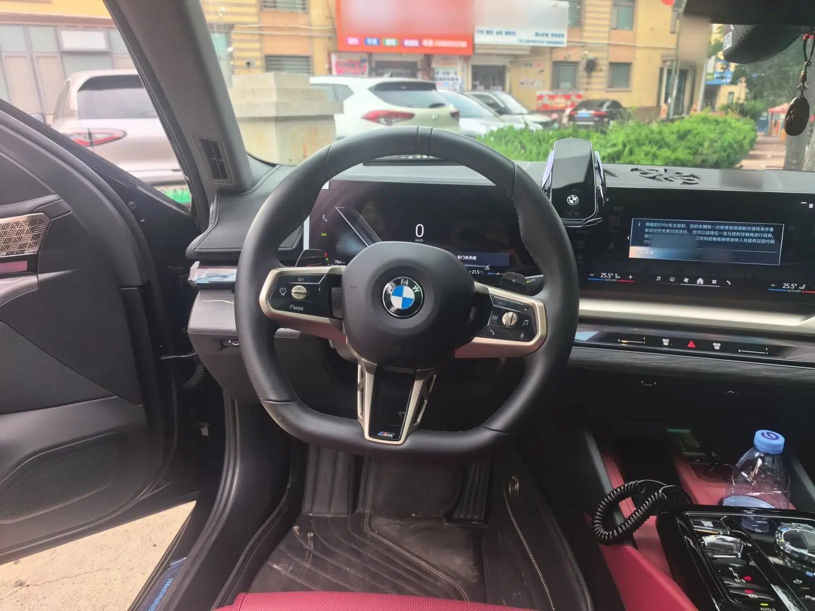 BMW 5 Series 2024 530Li Luxury Edition M Sport Package — миниатюра 10