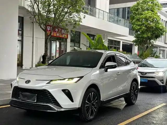 Venza 2022 2.0L CVT 2WD Premium Edition