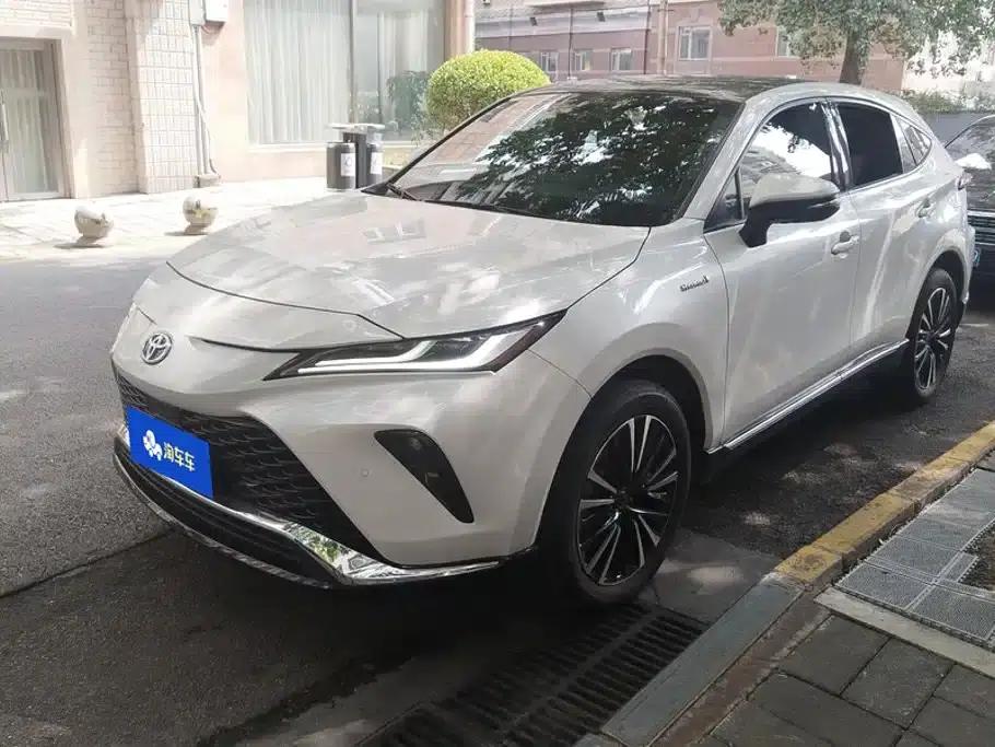 Venza 2022 Hybrid 2.5L CVT 4WD Supreme Edition — миниатюра 1