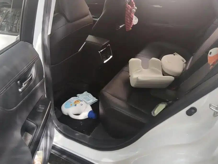 Venza 2022 Hybrid 2.5L CVT 4WD Supreme Edition — миниатюра 11