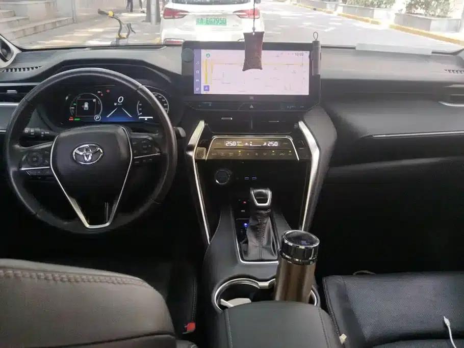 Venza 2022 Hybrid 2.5L CVT 4WD Supreme Edition — миниатюра 12