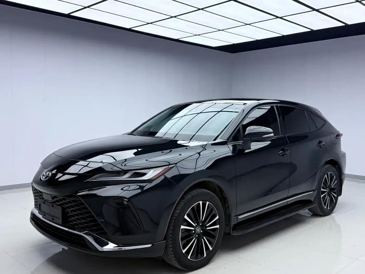 Venza 2022 2.0L CVT 2WD Premium Edition — миниатюра 1