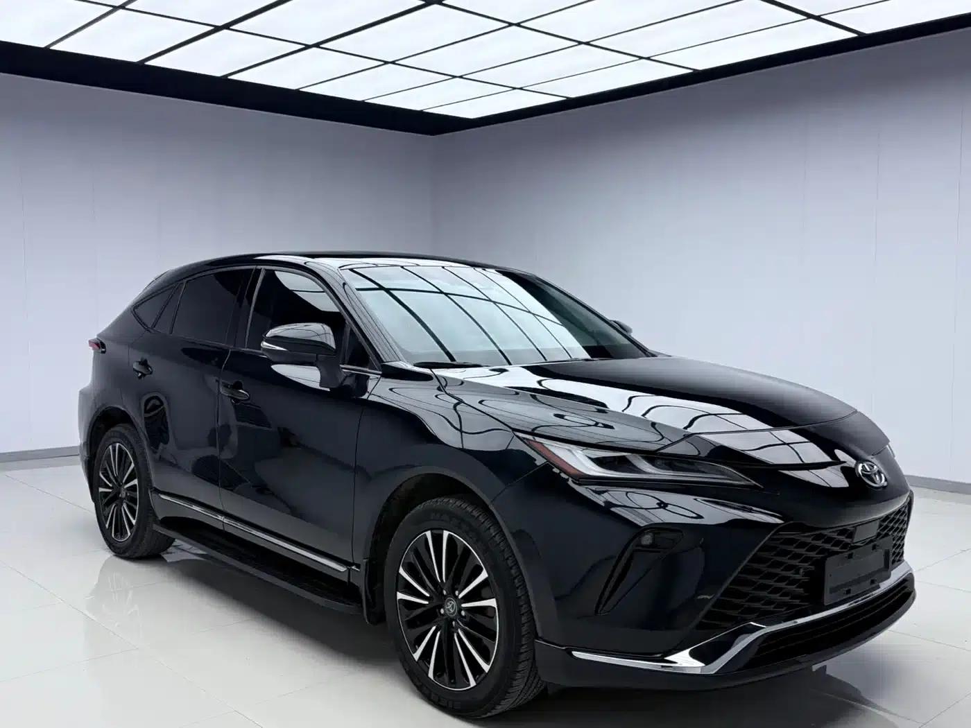 Venza 2022 2.0L CVT 2WD Premium Edition — миниатюра 3