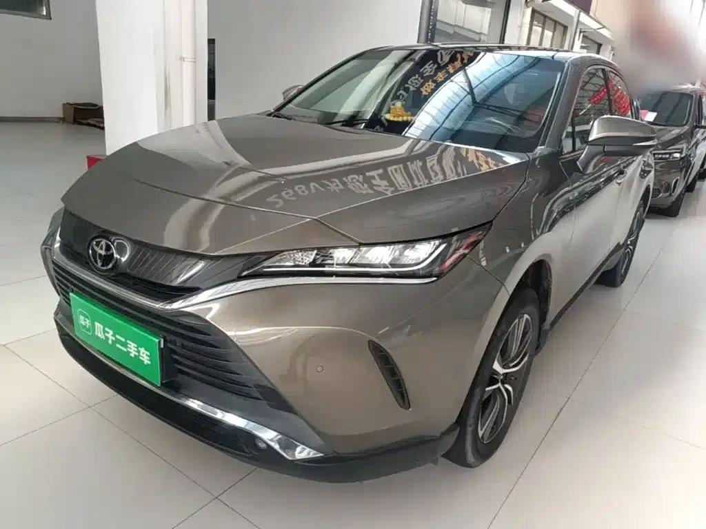 HARRIER 2022 2.0L CVT 2WD Luxury Edition — миниатюра 2