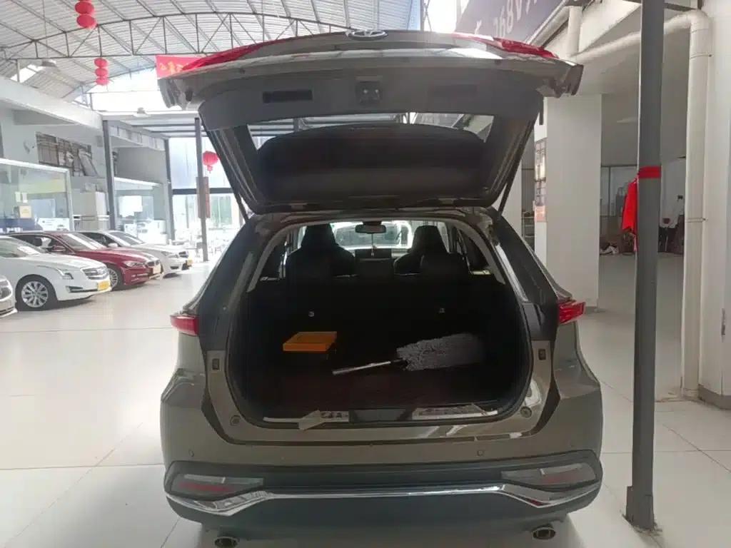 HARRIER 2022 2.0L CVT 2WD Luxury Edition — миниатюра 19