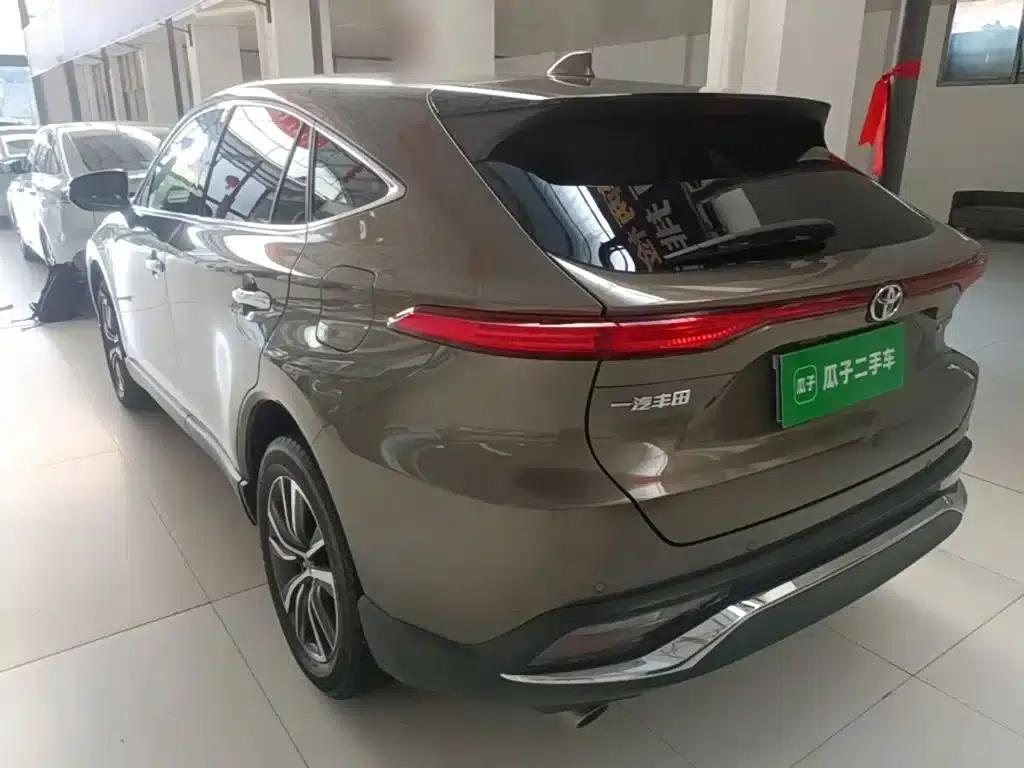 HARRIER 2022 2.0L CVT 2WD Luxury Edition — миниатюра 5