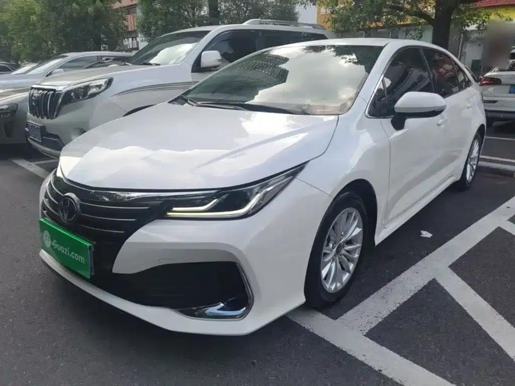2021 Avalon 2.0L Entry-level Edition — миниатюра 2