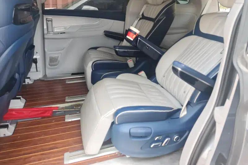 Roewe iMAX8 2021 400TGI Supreme Series Edition — миниатюра 16