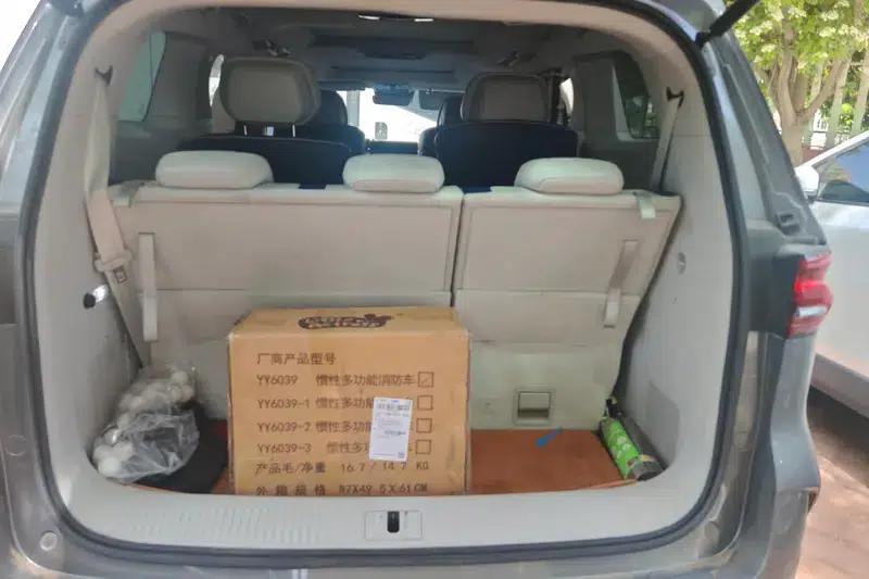 Roewe iMAX8 2021 400TGI Supreme Series Edition — миниатюра 17