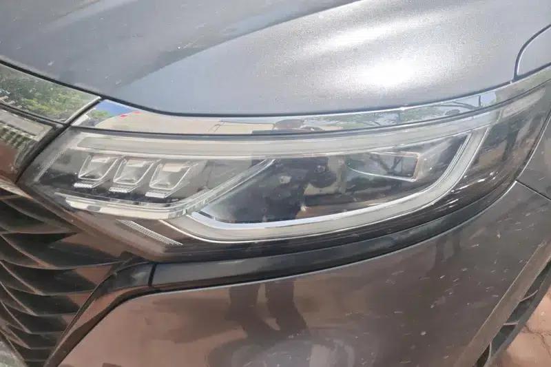 Roewe iMAX8 2021 400TGI Supreme Series Edition — миниатюра 4