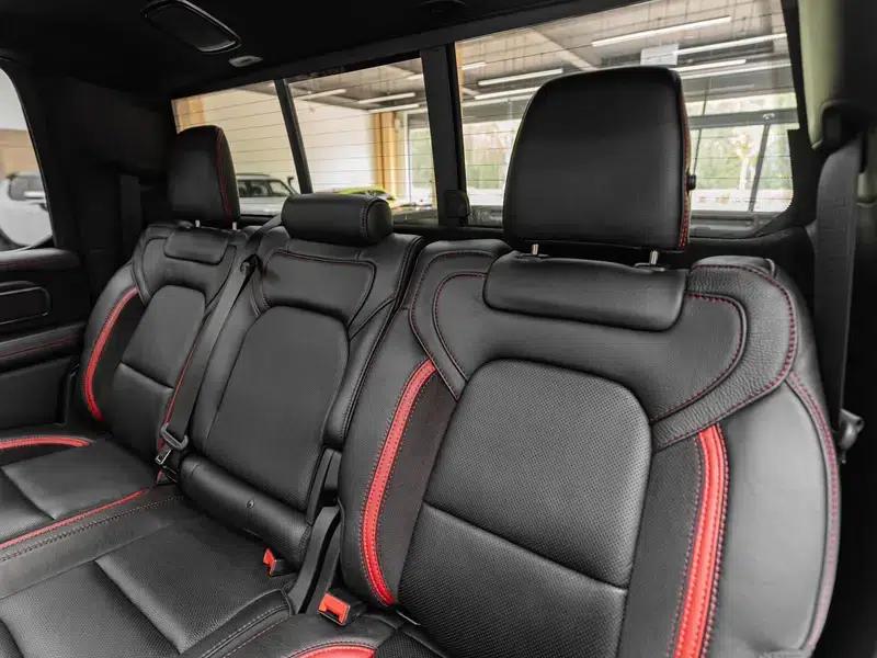 RAM Trucks 2022 6.2T Automatic 4WD 5-Seater Parallel Import — миниатюра 11