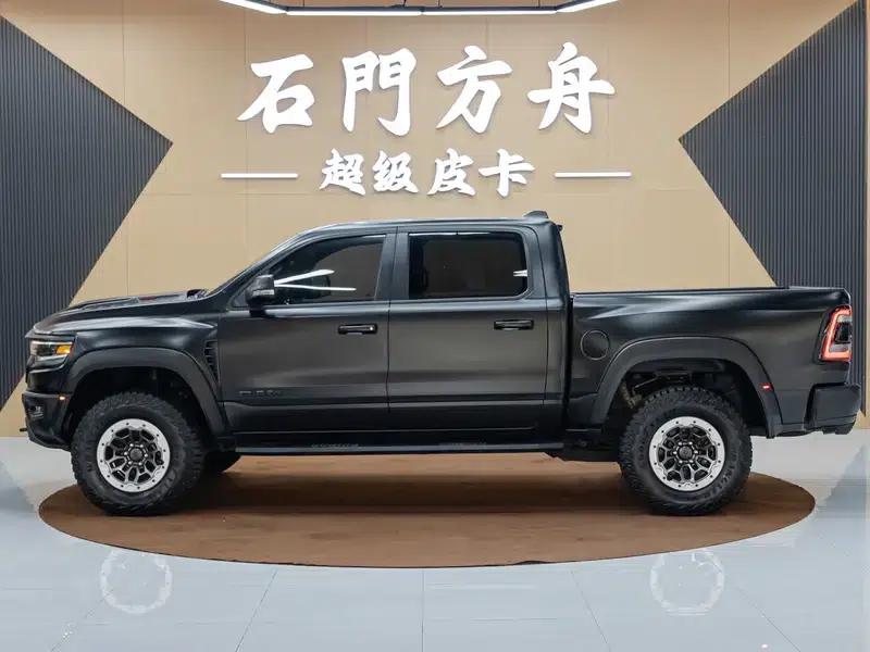 RAM Trucks 2022 6.2T Automatic 4WD 5-Seater Parallel Import — миниатюра 3