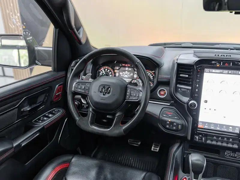 RAM Trucks 2022 6.2T Automatic 4WD 5-Seater Parallel Import — миниатюра 8