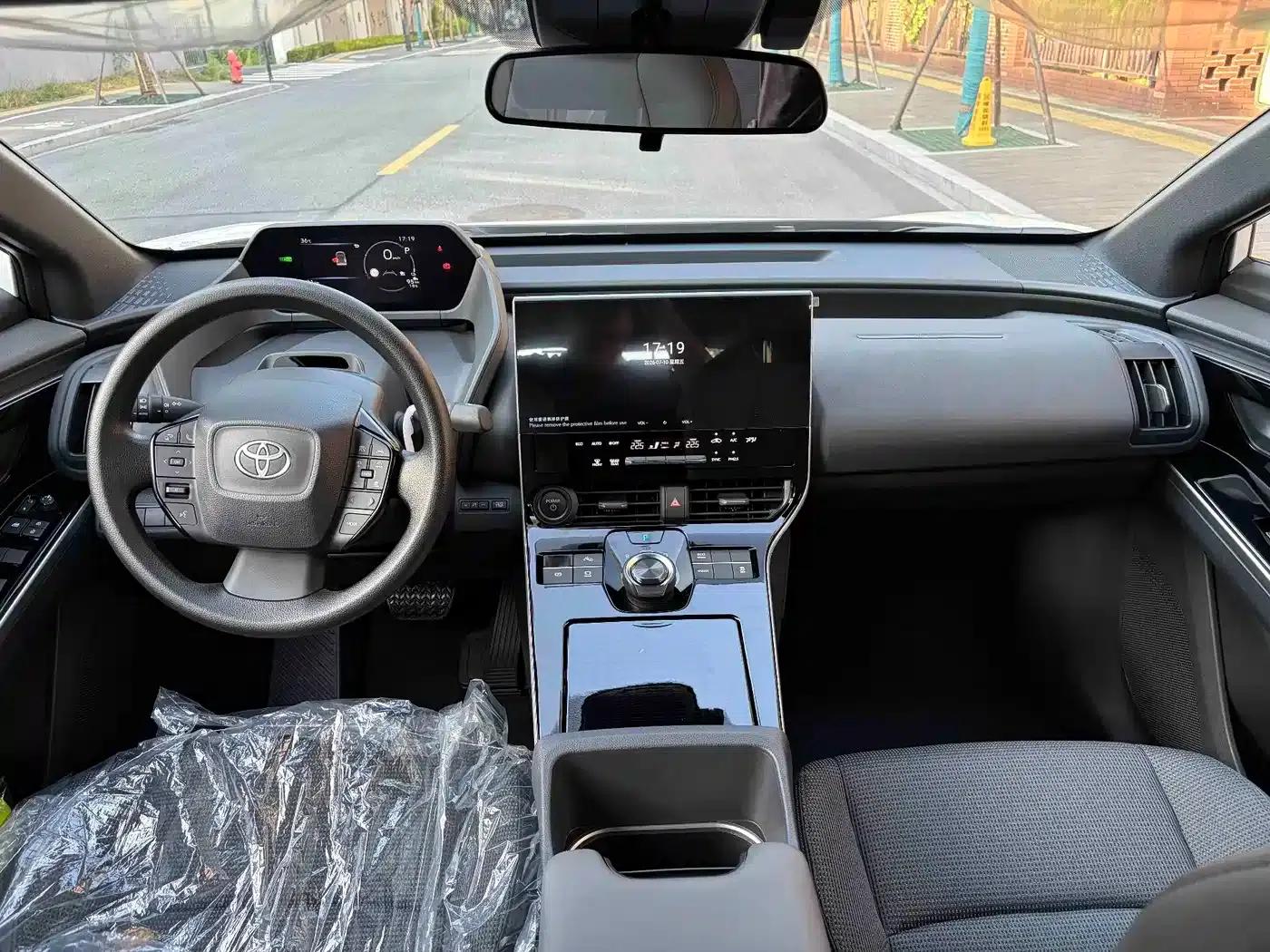 Platinum 4X 2025 Model 615 Air Edition — миниатюра 12