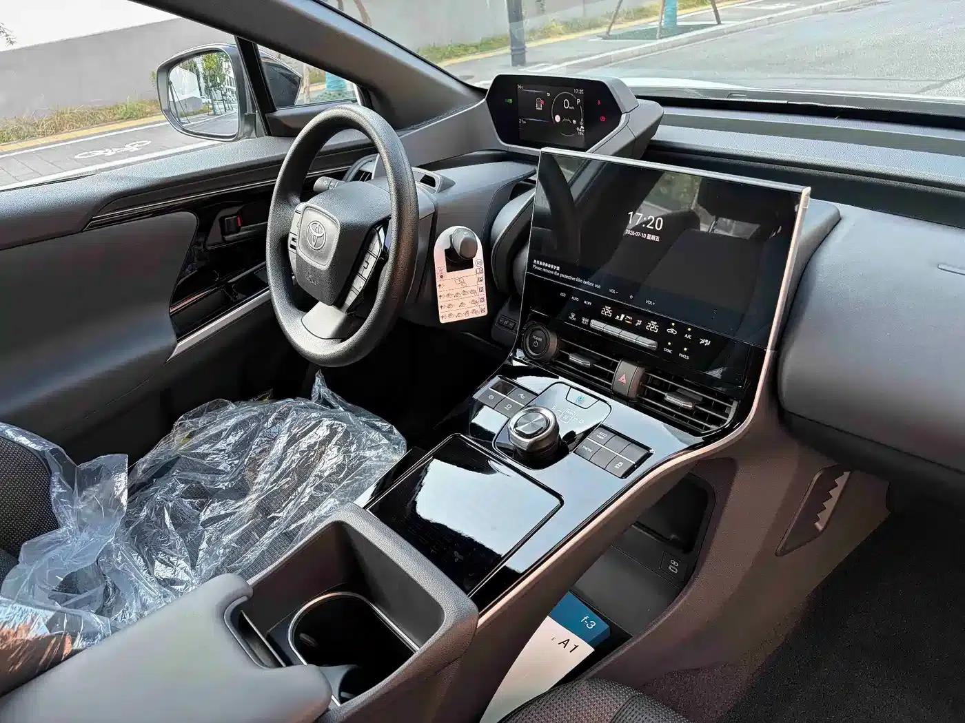 Platinum 4X 2025 Model 615 Air Edition — миниатюра 9