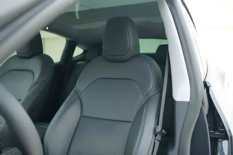 Model Y 2025 Long Range All-Wheel Drive — миниатюра 14