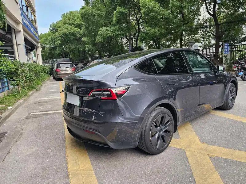 Model Y 2024 Rear-Wheel Drive — миниатюра 7