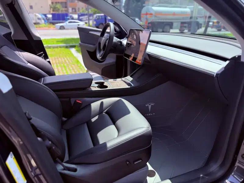 Model Y 2024 Rear-Wheel Drive — миниатюра 16